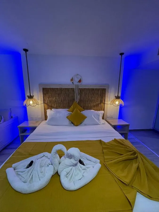 Ocean Dreams Suites - By The Harbour Ayia Napa