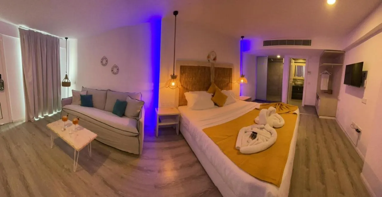 Ocean Dreams Suites - By The Harbour Ayia Napa Cipro